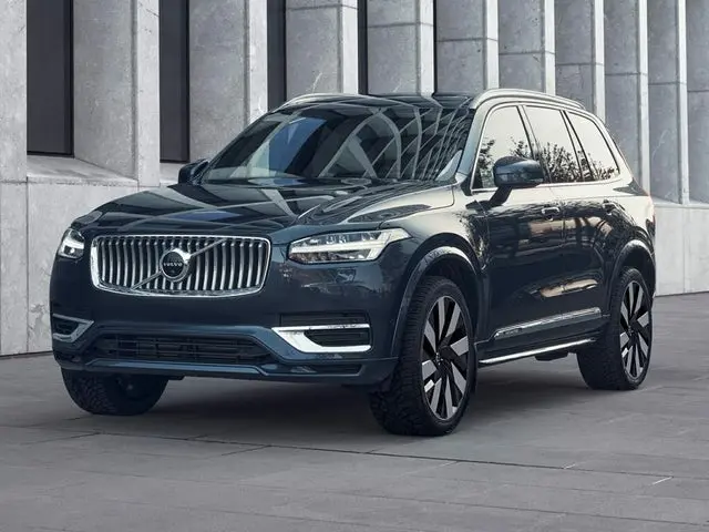 Volvo XC90 XC90 2.0 T8 Recharge Plug-In Hybrid AWD Plus Bright 4