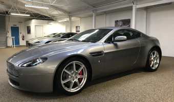 Aston Martin Vantage Vantage 4.3 V8