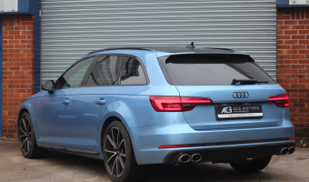 Audi A4 A4 Avant 2.0 TDI Quattro Design S-Tronic