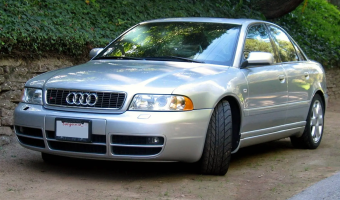 Audi  S4 4.2 V8 Quattro