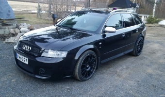 Audi  S4 Avant 4.2 V8 Quattro Tiptronic