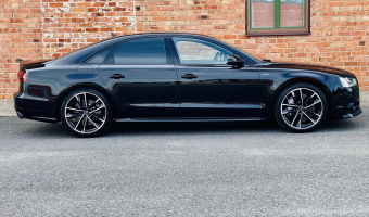 Audi  S8 4.0 TFSI V8 BiTurbo Quattro Tiptronic