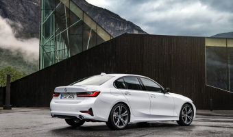 BMW 3 Serisi 3 Serisi 320i First Edition Sport Line