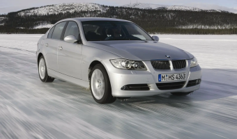 BMW 3 Serisi 3 Serisi 330xi Standart