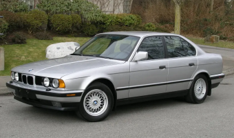 BMW 5 Serisi 5 Serisi 520i 24V Standart