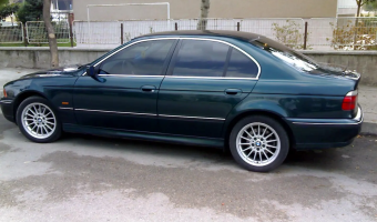 BMW 5 Serisi 5 Serisi 523i Standart