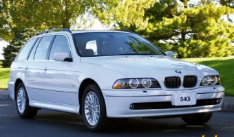 BMW 5 Serisi 5 Serisi Touring 520d Standart