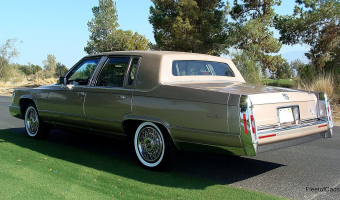 Cadillac Brougham Brougham 5.7 STD