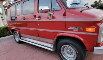 Chevrolet  G Van G10