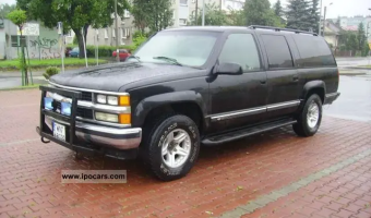 Chevrolet Suburban Suburban 5.7 V8 AWD LS