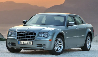 Chrysler  300C 6.1 HEMI SRT8
