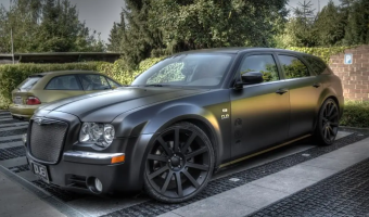 Chrysler  300C Touring 6.1 SRT
