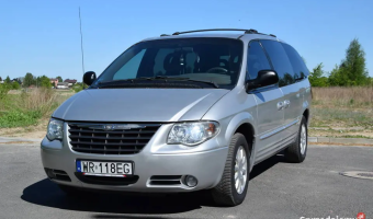Chrysler Town & Country Town & Country 3.3L 4WD STD