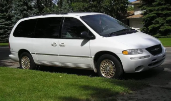 Chrysler Town & Country Town & Country 3.8 L 4WD LX