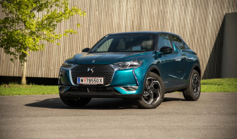 DS Automobiles  DS3 Crossback 1.2 PureTech So Chic EAT8