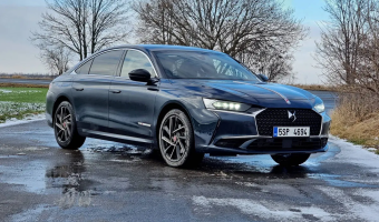 DS Automobiles  DS9 1.6 Puretech Performance Line