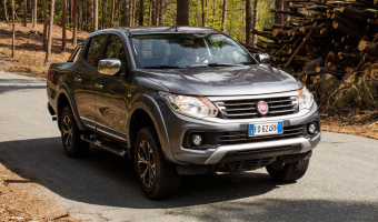 Fiat Fullback Fullback 2.4 D Start&Stop 4x4 Hardrock