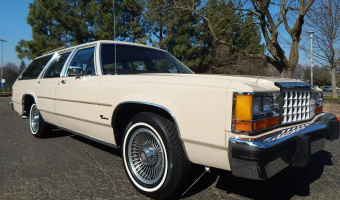 Ford Crown Victoria Crown Victoria 4.9 LTD