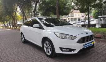 Ford Focus Focus 1.6 Ti-VCT Style Powershift