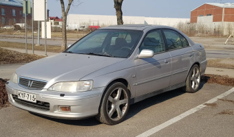 Honda Accord Accord 2.0i ES