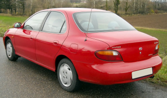 Hyundai Elantra Elantra 1.6i GL