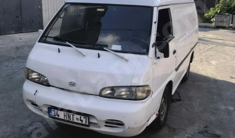 Hyundai H 100 H 100 2.5 D DLX