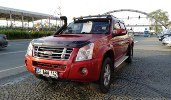 Isuzu D-Max D-Max 2.5 4x2 Klimalı