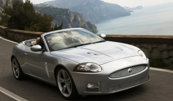 Jaguar XKR XKR 4.2 L V8 S/C