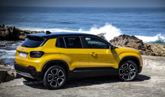Jeep  Avenger Summit 4x2
