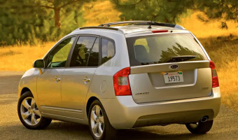 Kia Rondo Rondo 2.4i EX