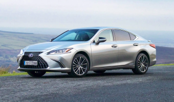 Lexus ES ES 300h Exclusive E-CVT Dijital Aynalı