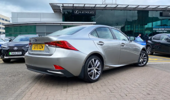Lexus IS IS 300h Comfort e-CVT