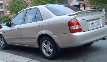 Mazda 323 323 1.6