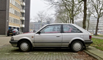 Mazda 323 323 1.7 D