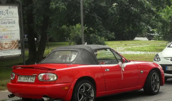 Mazda MX MX-5 1.6i 16V