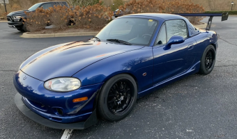 Mazda MX MX-5 1.8i 16V Soft Top Anniversary