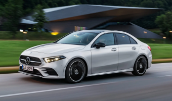 Mercedes-Benz  A Sedan 180 d Style 7G-DCT