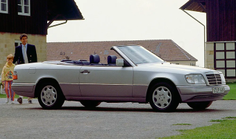 Mercedes-Benz  E 200