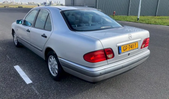 Mercedes-Benz  E 200 CDI Classic