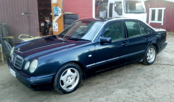 Mercedes-Benz  E 230 Elegance