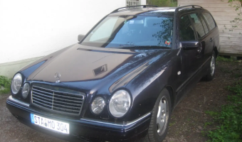 Mercedes-Benz  E Estate 240 T Classic