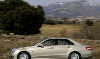 Mercedes-Benz  E 250 CGI AMG Premium