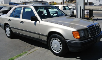 Mercedes-Benz  E 300 CE