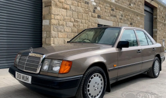 Mercedes-Benz  E 300 CE