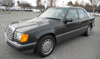 Mercedes-Benz  E 300 TD 4Matic