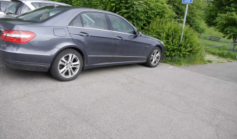 Mercedes-Benz  E 300 CDI BlueEFFICIENCY