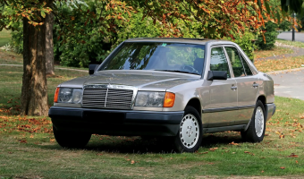 Mercedes-Benz  E 300 TD