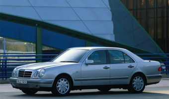 Mercedes-Benz  E 300 TD Avantgarde