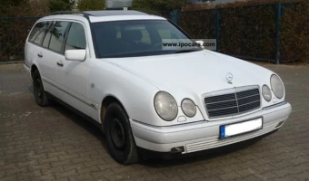 Mercedes-Benz  E 300 TD Elegance