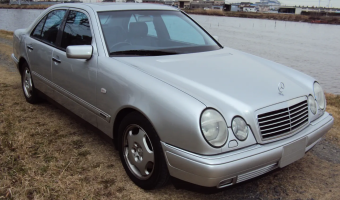 Mercedes-Benz  E 320 Avantgarde
